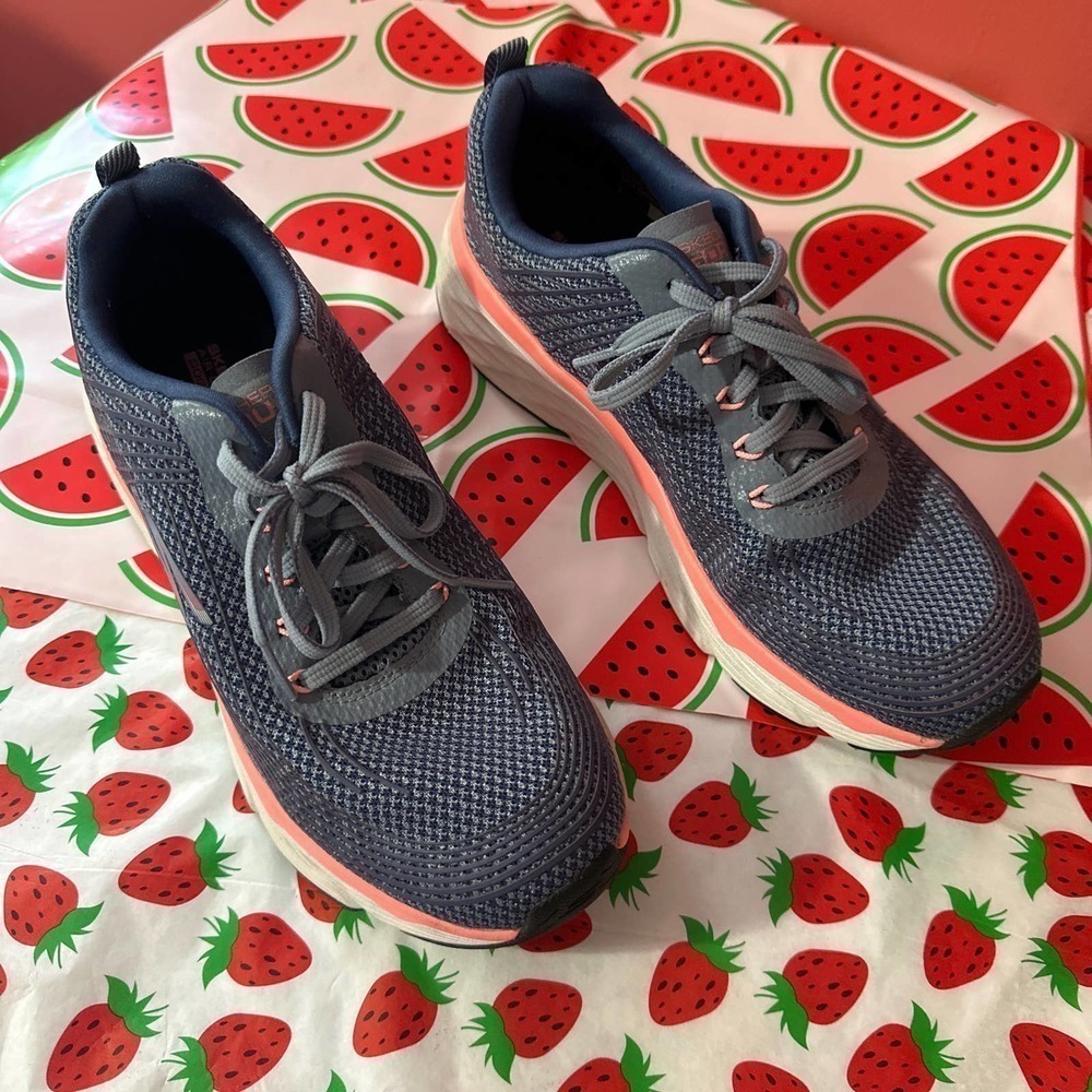 Skechers go run sneakers